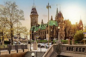 楼市进入“重新定价期”:政策、人口与买卖双方心理共同重塑市场