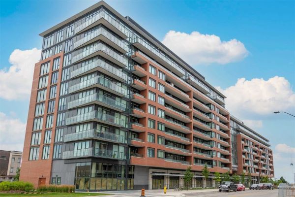 
100 eagle rock way  Vaughan            