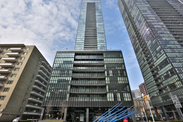 
101 Charles St E Downtown Toronto