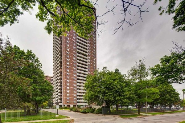 10 Tangreen Crt Toronto