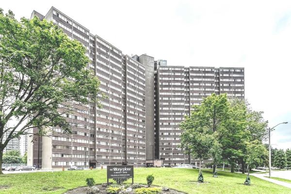 
11 Wincott Dr Etobicoke Toronto