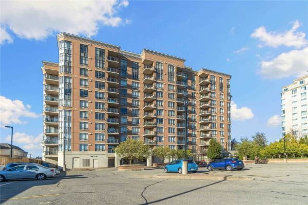 
130 Pond Dr  Markham