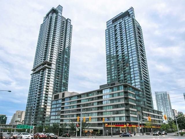 15 Fort York Blvd Toronto