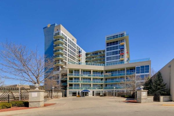 
1600 Keele St New Toronto Toronto