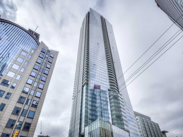 
180 University Ave Downtown Toronto