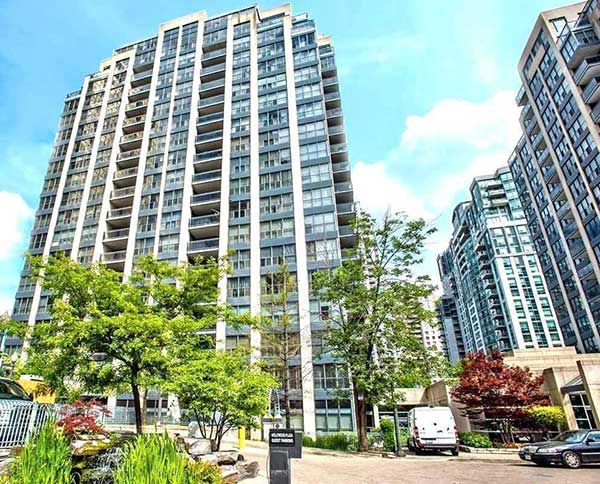 
18 Hollywood Ave North York Toronto