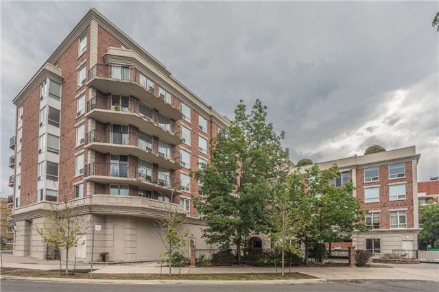 18 Wanless Ave Toronto