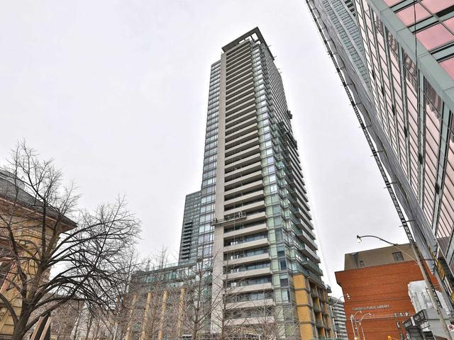 
18 Yorkville Ave Downtown Toronto