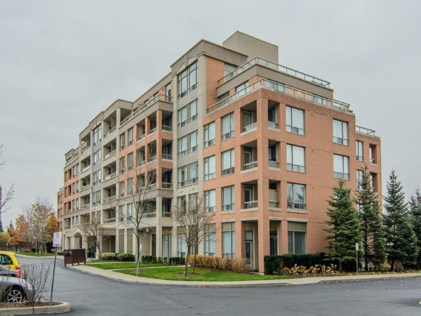 19 Northern Heights Dr Richmond Hill