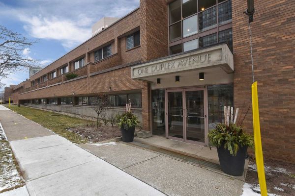 
1 Duplex Ave North York Toronto            