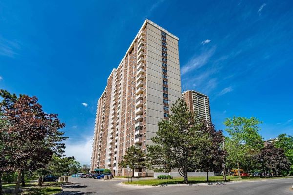 
205 Hilda Ave North York Toronto