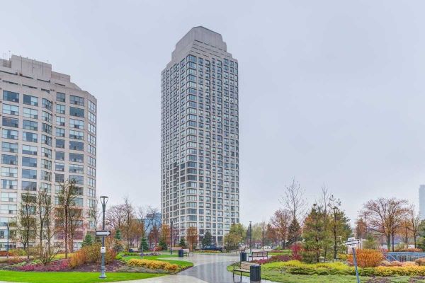 2269 Lake Shore Blvd W Toronto