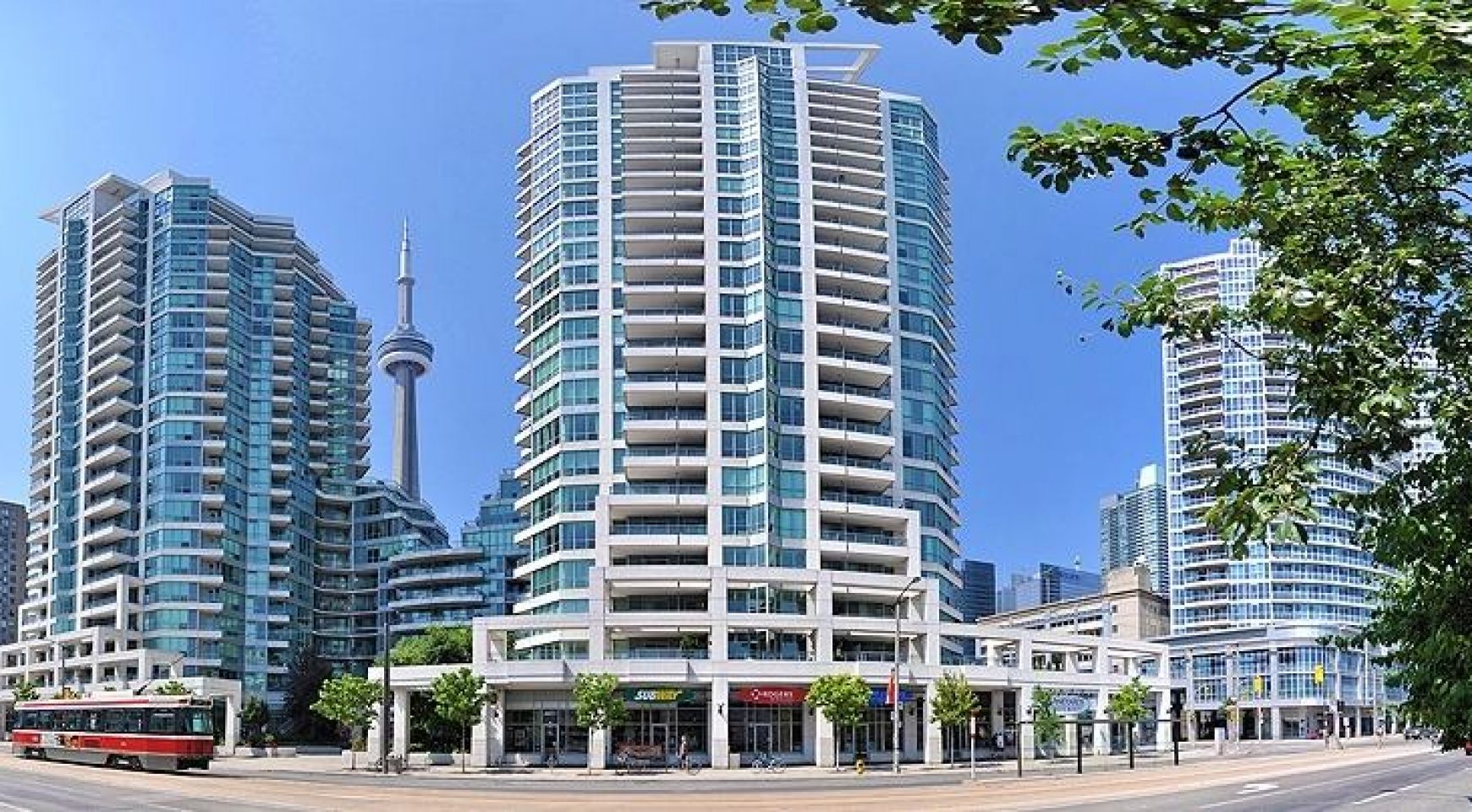 230 Queens Quay W Toronto