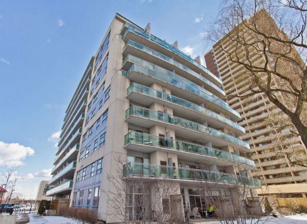 
2464 Weston Rd North York Toronto