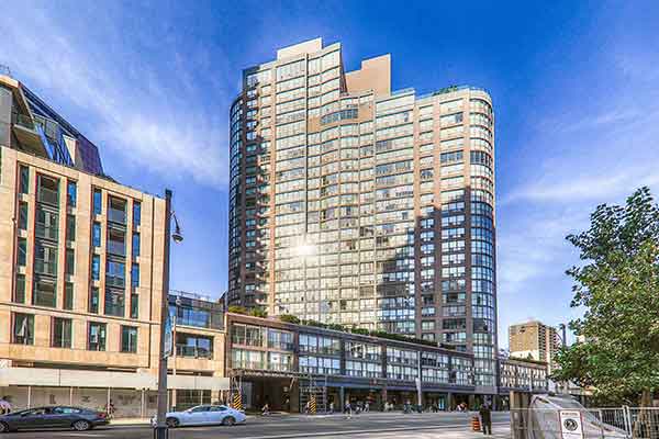 
24 Wellesley St W Downtown Toronto