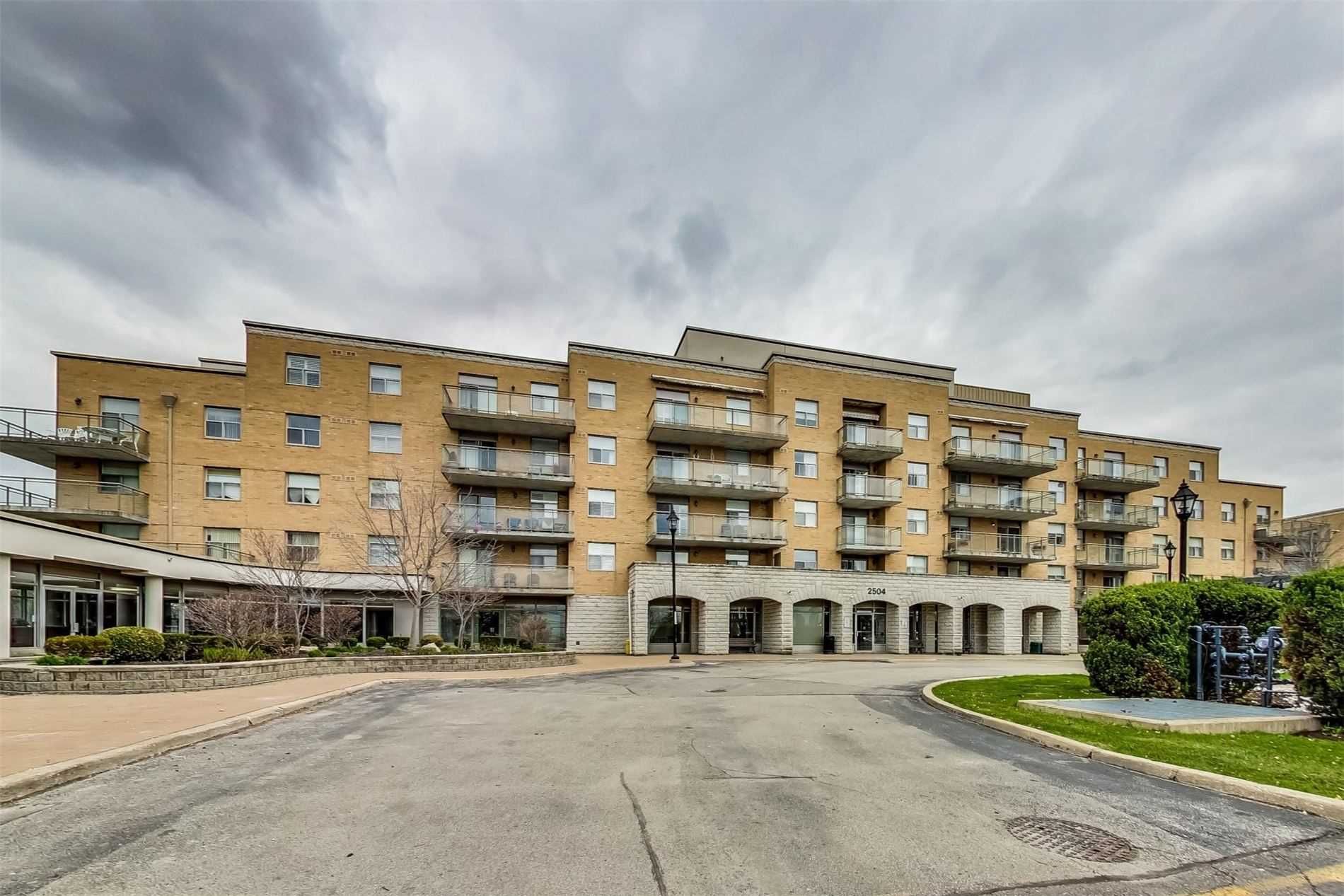 2504 Rutherford Rd Vaughan