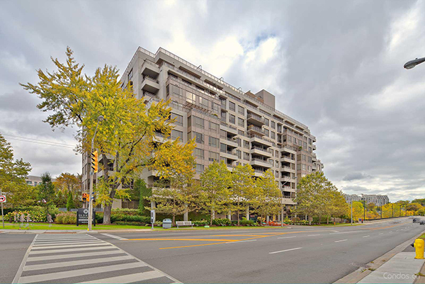 2662 Bloor St W Toronto