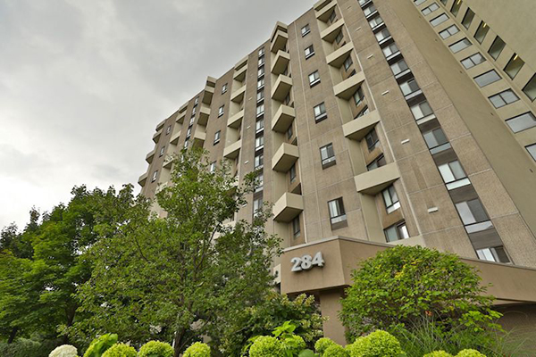 
284 Mill Rd Etobicoke Toronto