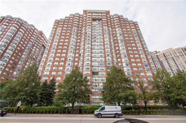 325 Webb Dr Mississauga