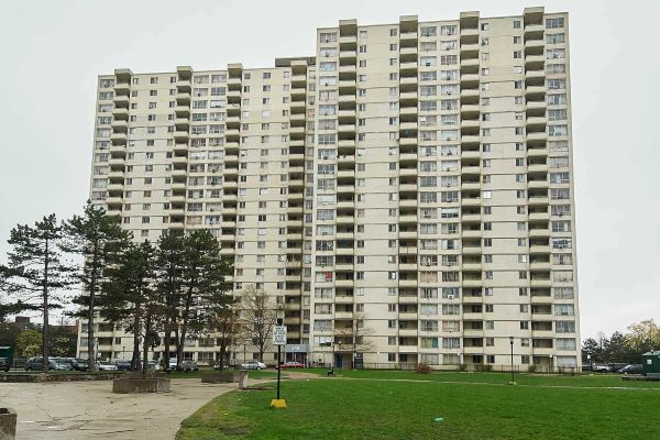 
340 Dixon Rd Etobicoke Toronto