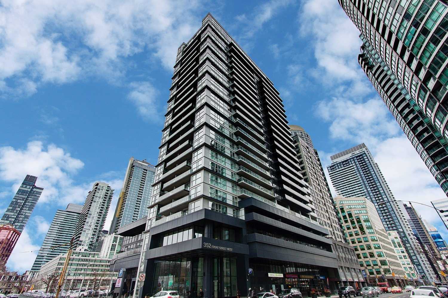 
352 Front St W Downtown Toronto