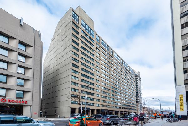 
360 Bloor St E Downtown Toronto