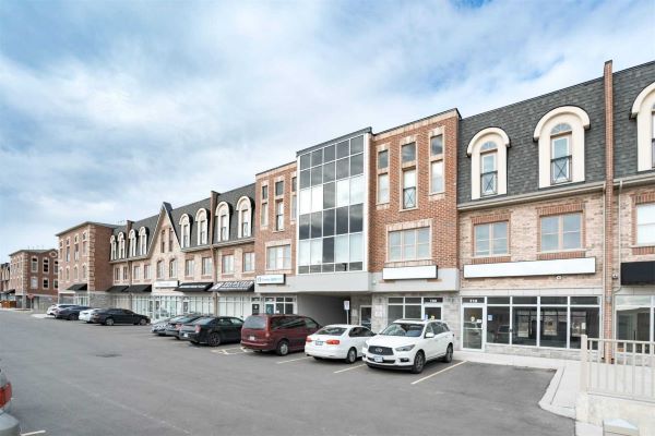 3865 Major Mackenzie Dr Vaughan