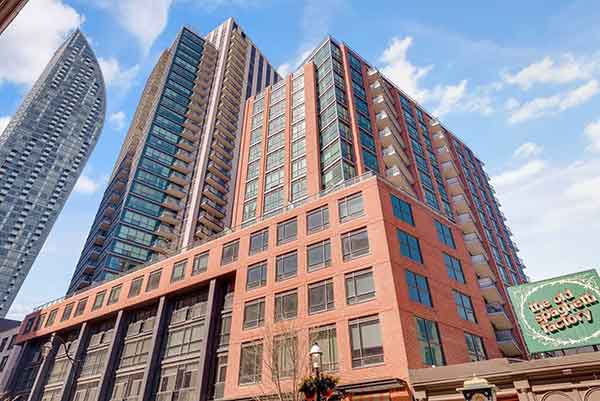 
38 The Esplanade Ave Downtown Toronto            