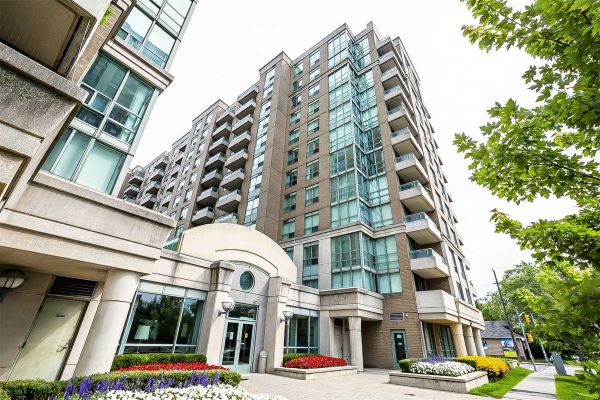 
39 Pemberton Ave North York Toronto            