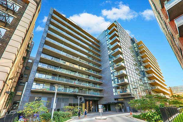 478 King St W Toronto