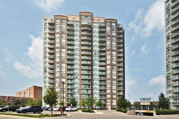 4879 Kimbermount Ave Mississauga