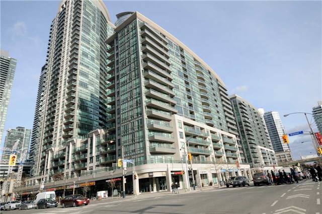 
51 Lower Simcoe St Downtown Toronto