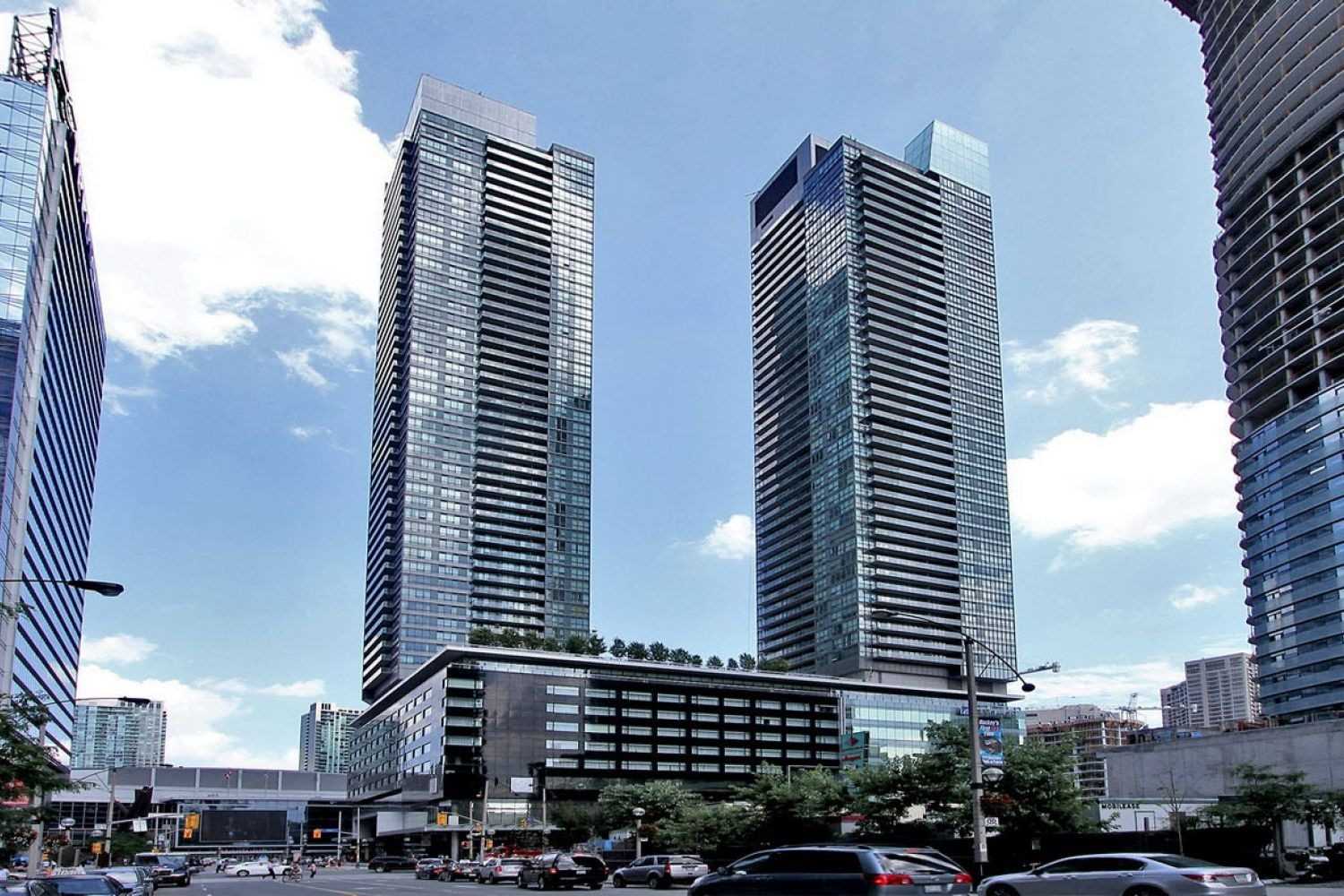 55 Bremner Blvd Toronto