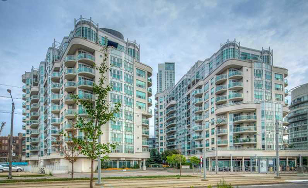 
600 Queens Quay W Downtown Toronto