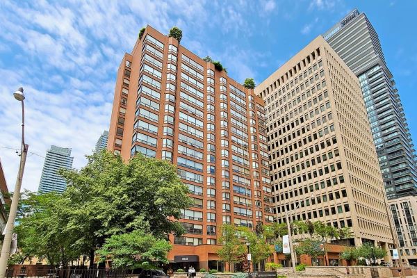 
62 Wellesley St W Downtown Toronto