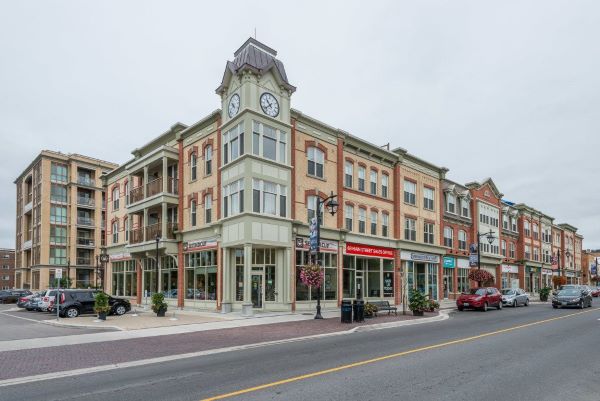 
68 Main St N  Markham