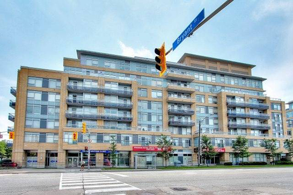 701 Sheppard Ave W Toronto