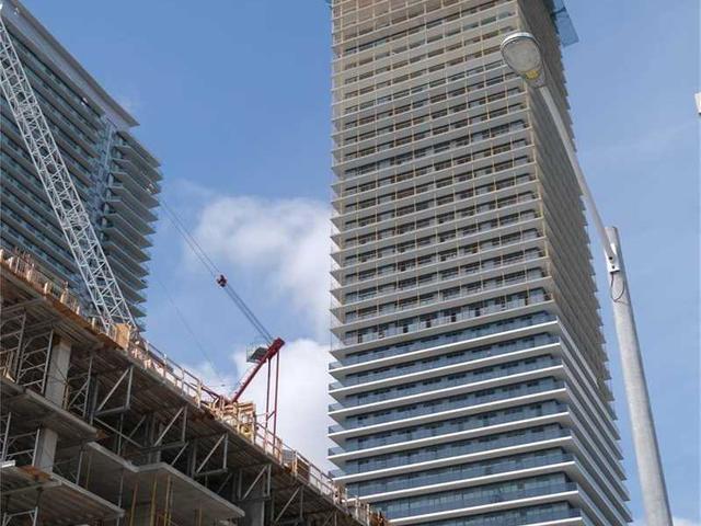 70 Annie Craig Dr Toronto