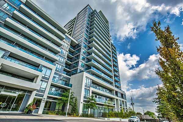 7167 Yonge St Markham