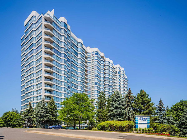 7300 Yonge St Vaughan