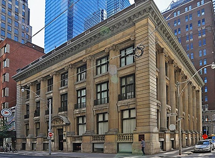 
73 Richmond St W Downtown Toronto