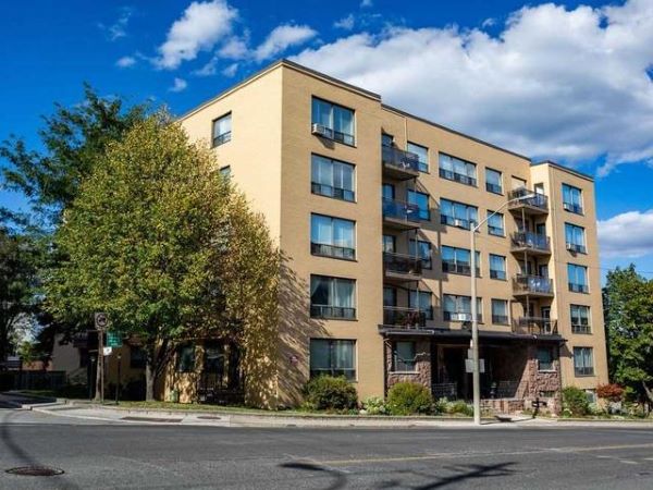 
740 Eglinton Ave W Midtown Toronto