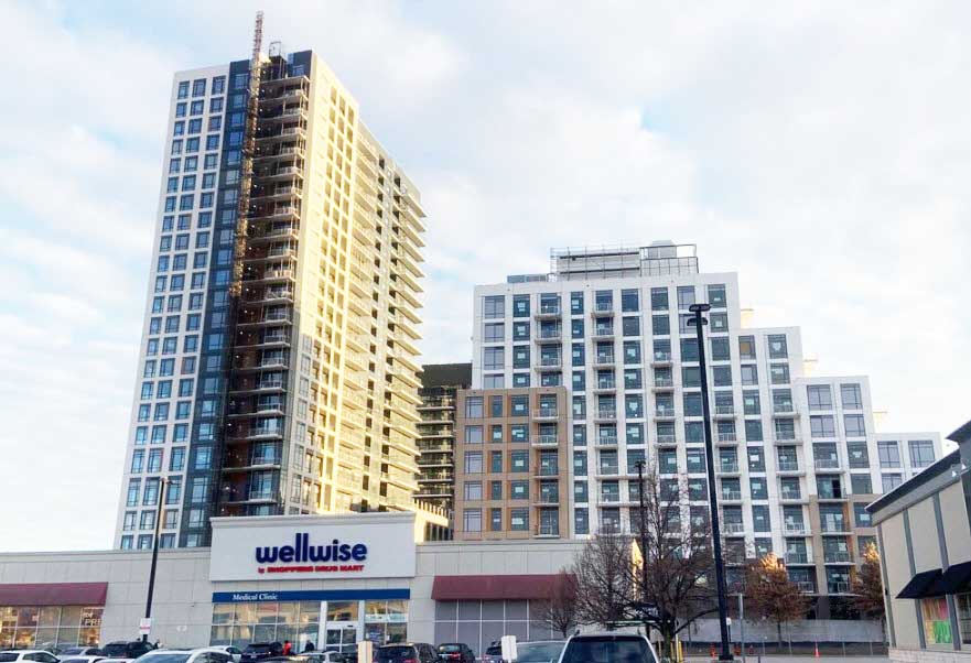 7950 Bathurst St Vaughan