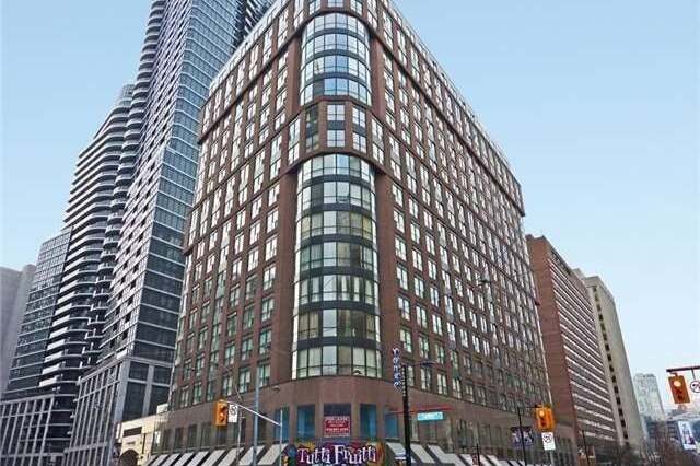 
7 Carlton St Downtown Toronto