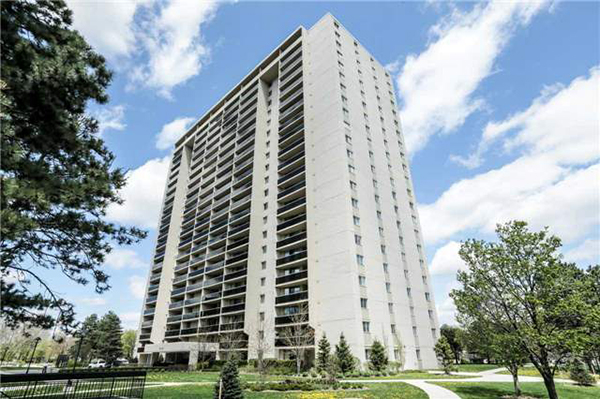 
812 Burnhamthorpe Rd Etobicoke Toronto