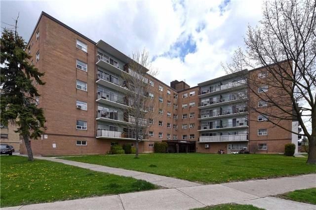 8 Kingsbridge Crt Toronto