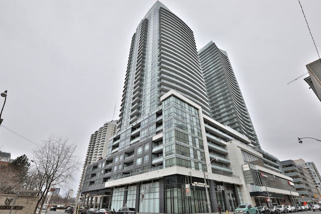 98 Lillian St Toronto