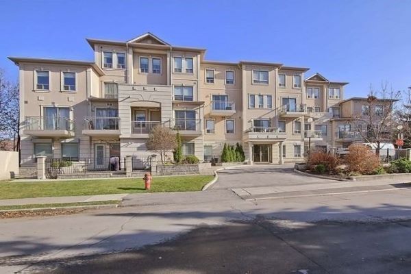 
9 greenbriar rd North York Toronto