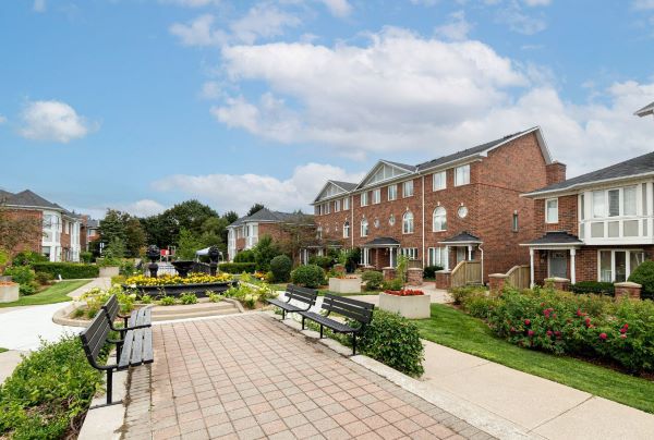 
18 Clark Ave W  Vaughan