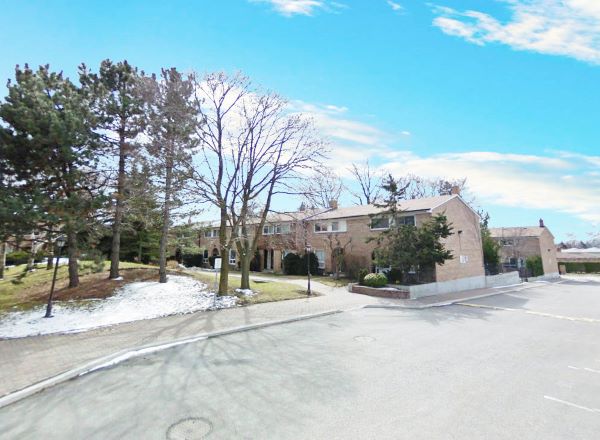 
1 Wootten Way S  Markham